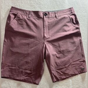 O’NEILL Hybrid Heathered Red Activewear Performance shorts, Mens Size 38 EUC